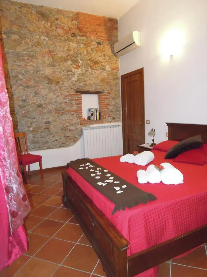 Corte Navari - Loft Principe Filippo Pietrasanta 0*,  Italy