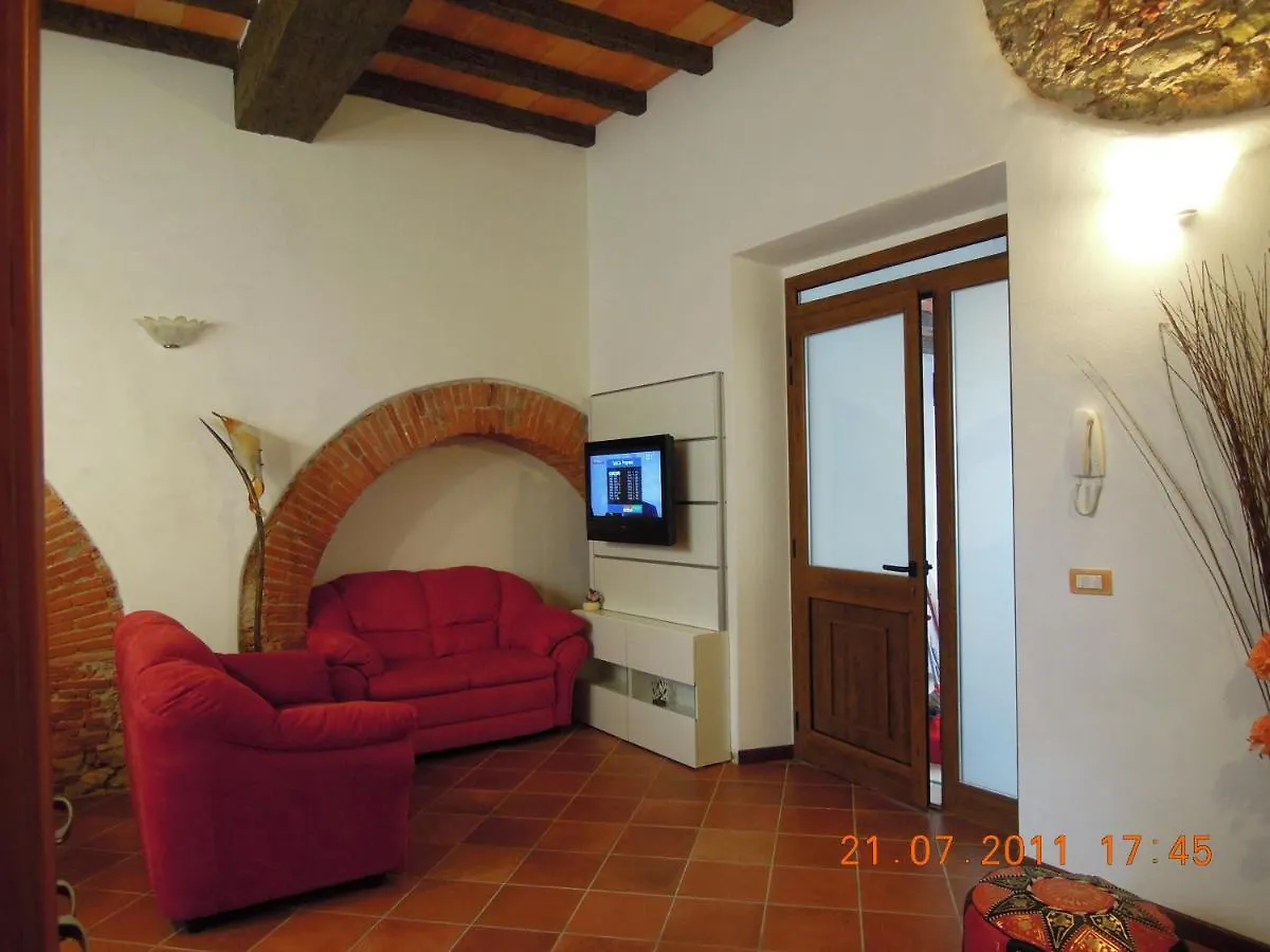 Corte Navari - Loft Principe Filippo Pietrasanta 0*,  Italië